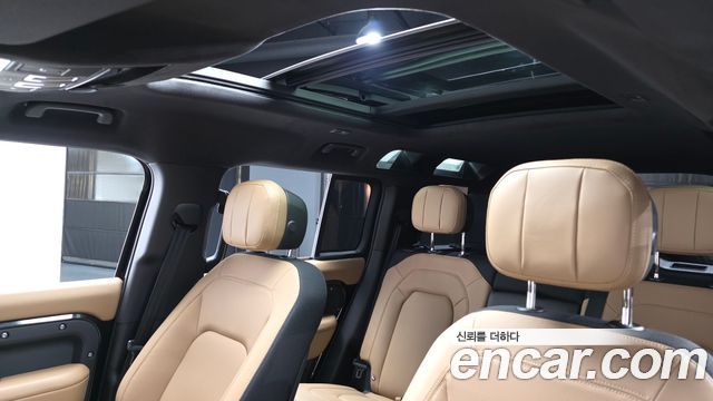 Land Rover Defender 2026 — photo 19