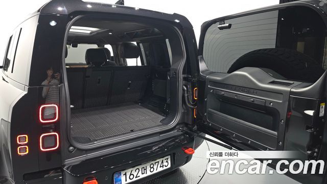 Land Rover Defender 2026 — photo 20