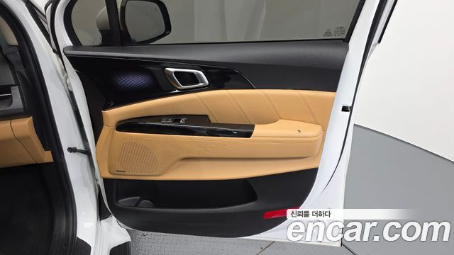 Kia Canival 2023 — photo 15