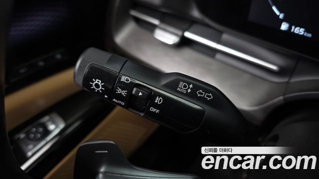 Kia Canival 2023 — photo 27