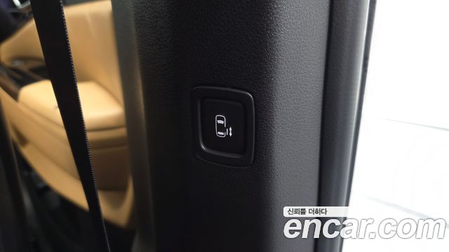 Kia Canival 2023 — photo 33