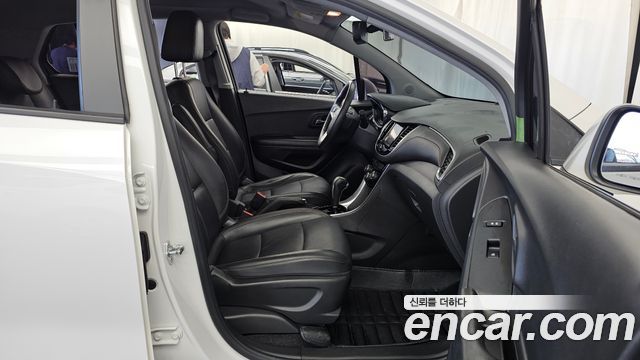 Chevrolet Korea Trax 2021 — photo 17