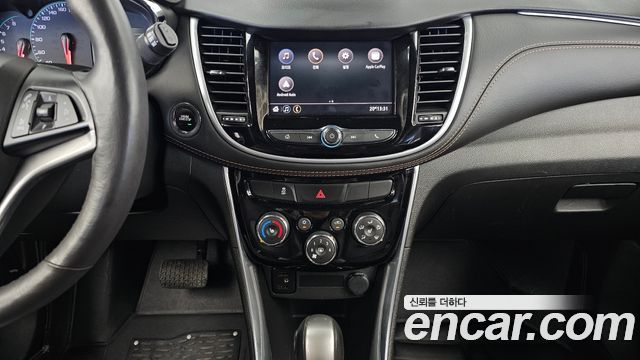 Chevrolet Korea Trax 2021 — photo 22