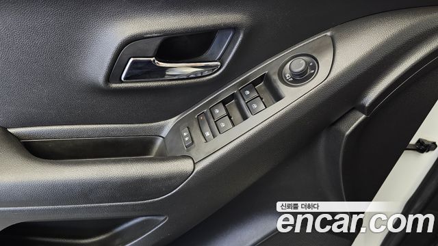 Chevrolet Korea Trax 2021 — photo 28