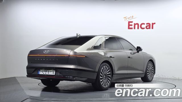 Hyundai Grandeur 2023 — photo 2