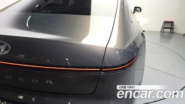 Hyundai Grandeur 2023 — photo 9