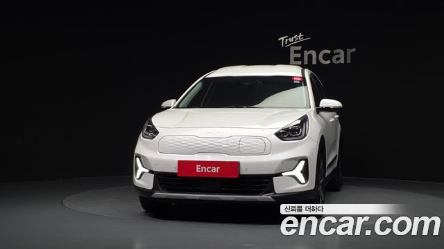 Kia Niro 2023 — photo 3