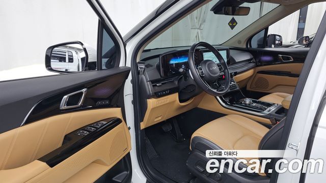 Kia Canival 2023 — photo 13