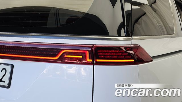 Kia Canival 2023 — photo 9