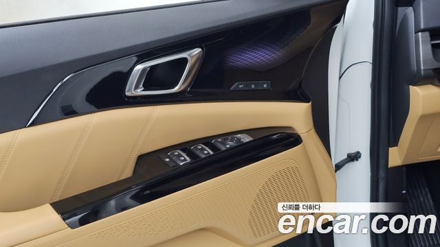 Kia Canival 2023 — photo 30