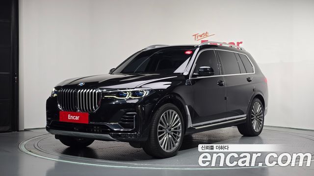 BMW X7 2022 — photo 1