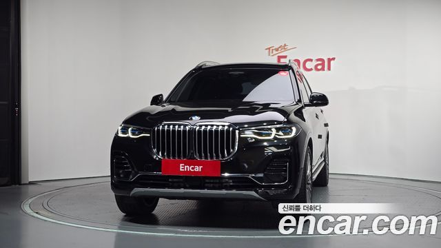BMW X7 2022 — photo 3