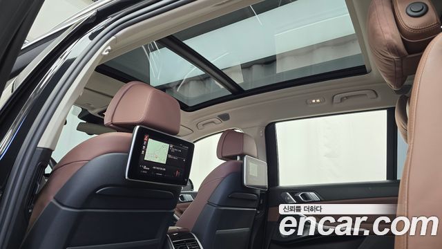 BMW X7 2022 — photo 21