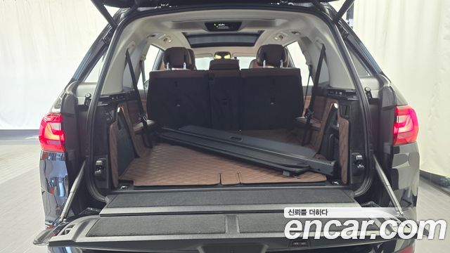 BMW X7 2022 — photo 23