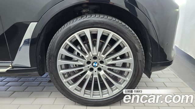 BMW X7 2022 — photo 7