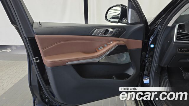 BMW X7 2022 — photo 14