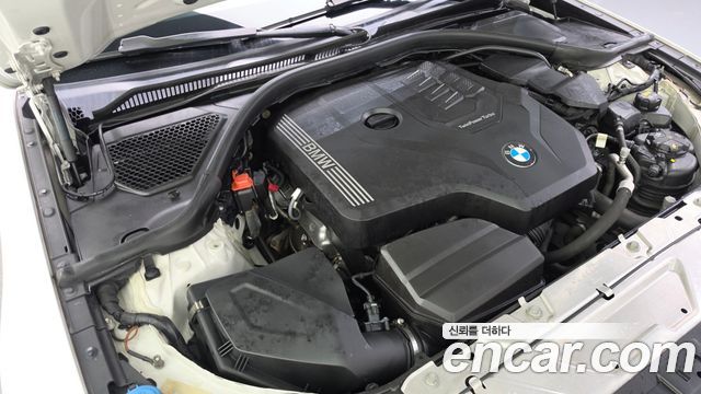 BMW 3-Series 2019 — photo 6