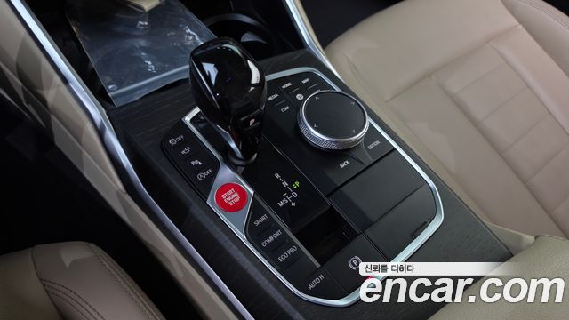 BMW 3-Series 2019 — photo 12