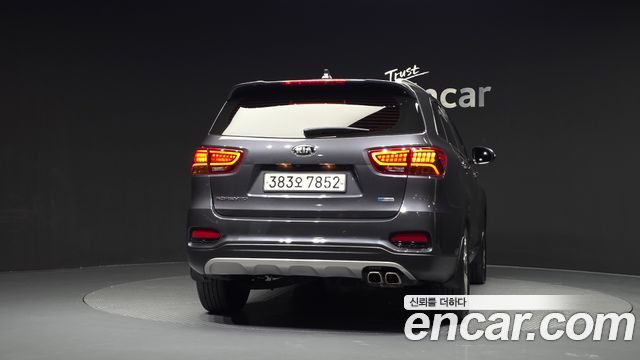 Kia Sorento 2018 — photo 4