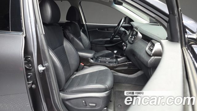 Kia Sorento 2018 — photo 17