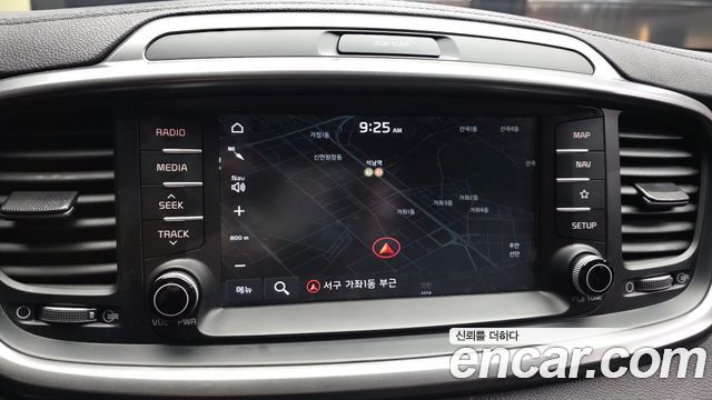 Kia Sorento 2018 — photo 20