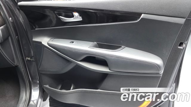 Kia Sorento 2018 — photo 14