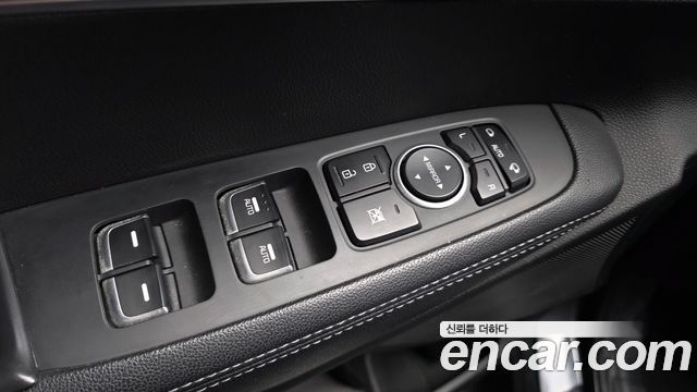 Kia Sorento 2018 — photo 28