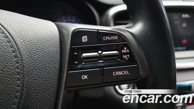 Kia Sorento 2018 — photo 31
