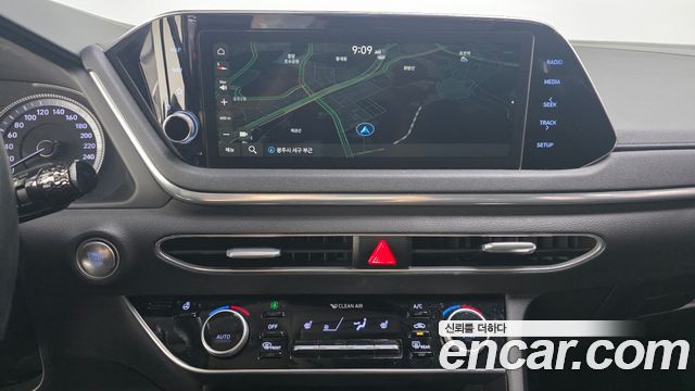 Hyundai Sonata 2020 — photo 12