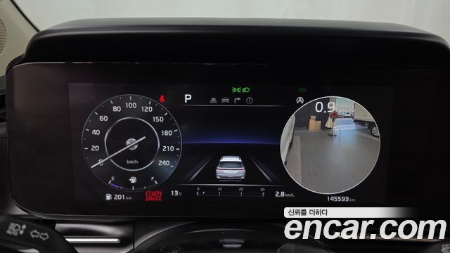 Kia Canival 2021 — photo 8