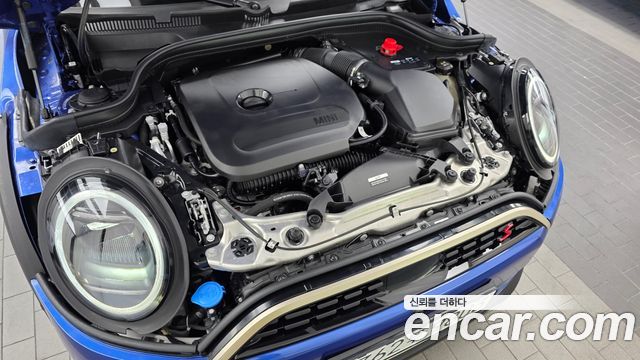 Mini Cooper 2025 — photo 6