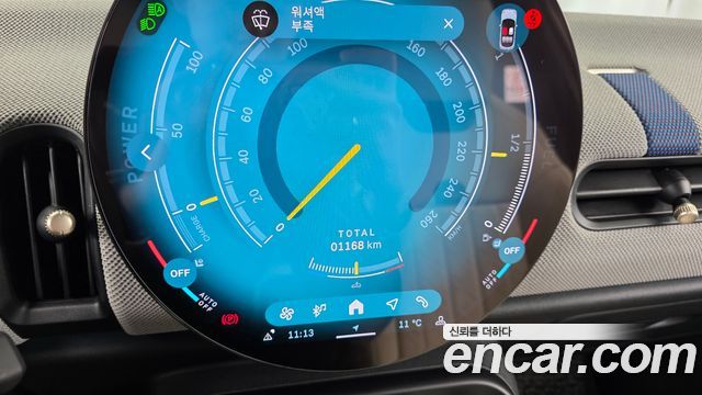 Mini Cooper 2025 — photo 11