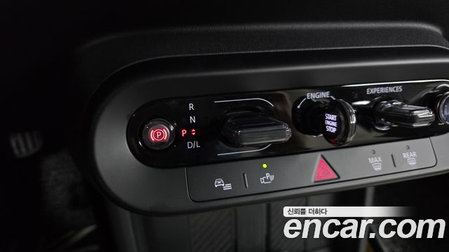 Mini Cooper 2025 — photo 12