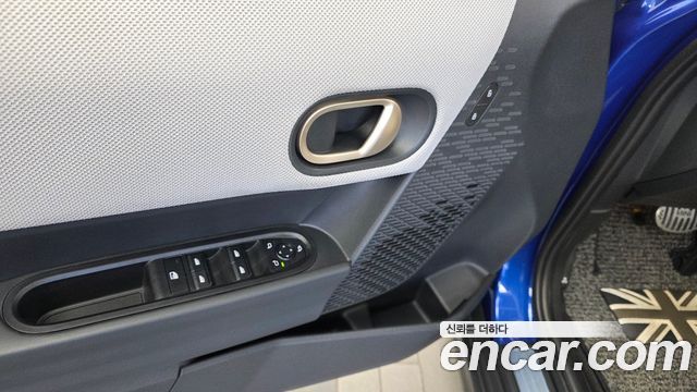 Mini Cooper 2025 — photo 27