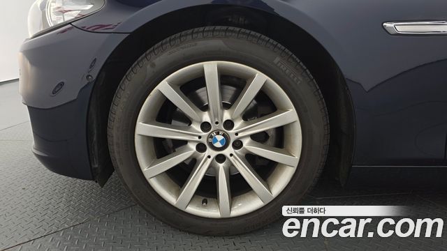 BMW 5-Series 2014 — photo 5