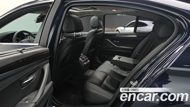 BMW 5-Series 2014 — photo 12
