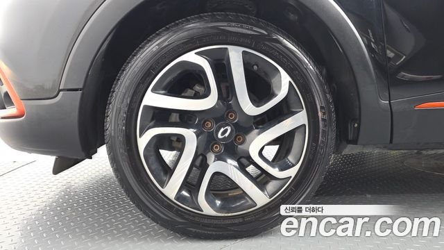 Renault Korea QM3 2015 — photo 5