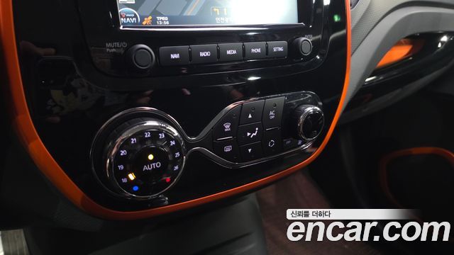 Renault Korea QM3 2015 — photo 22