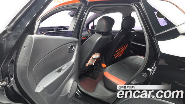 Renault Korea QM3 2015 — photo 16