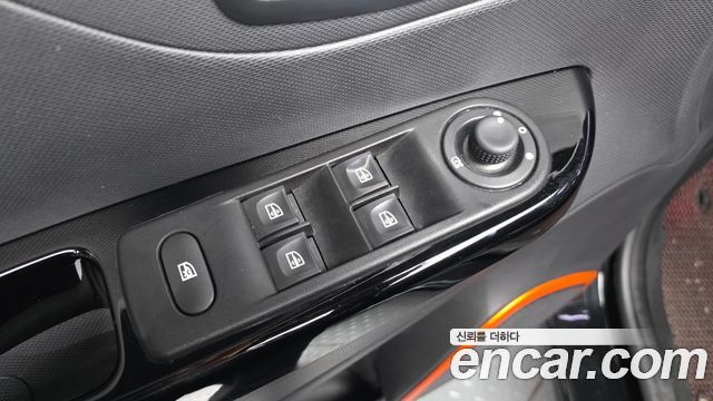 Renault Korea QM3 2015 — photo 27