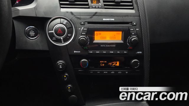 KG Mobility KORANDO 2015 — photo 22