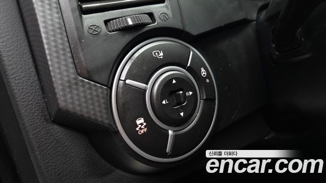 KG Mobility KORANDO 2015 — photo 26