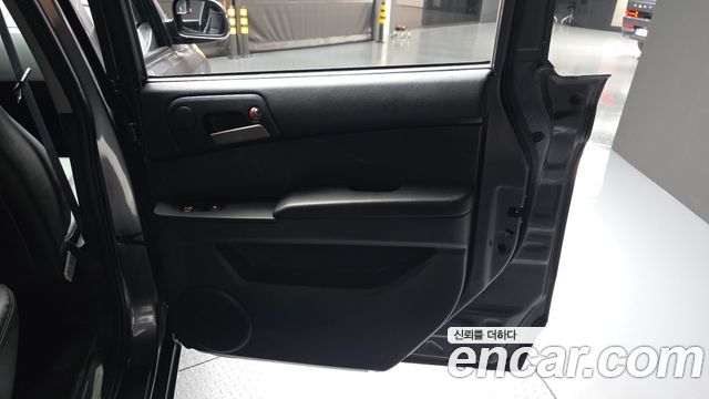 KG Mobility KORANDO 2015 — photo 15