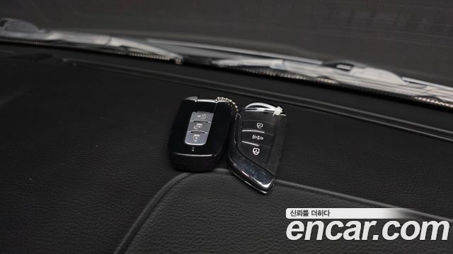 KG Mobility KORANDO 2015 — photo 30
