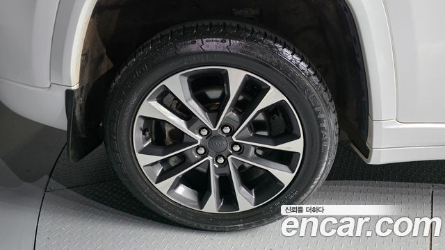 Jeep Cherokee 2023 — photo 5