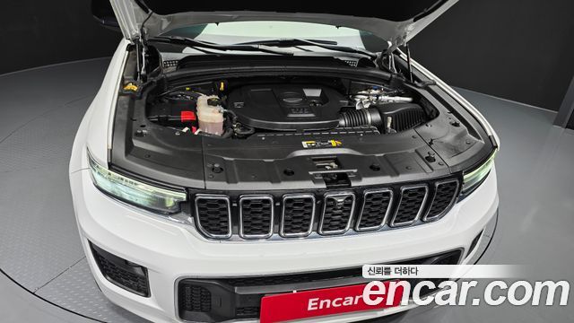 Jeep Cherokee 2023 — photo 6