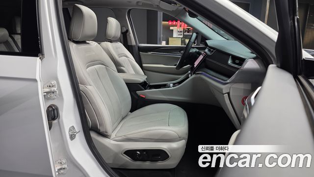 Jeep Cherokee 2023 — photo 11