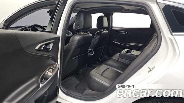 Chevrolet Korea Malibu 2017 — photo 11