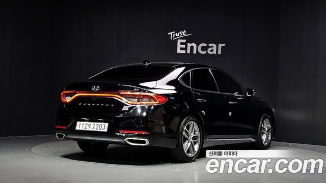 Hyundai Grandeur 2018 — photo 2