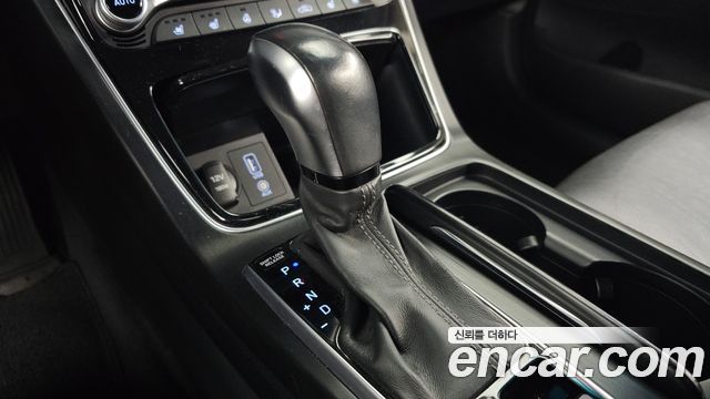 Hyundai Grandeur 2018 — photo 9